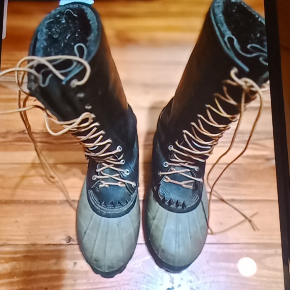 Whites boots claws lugs size 10